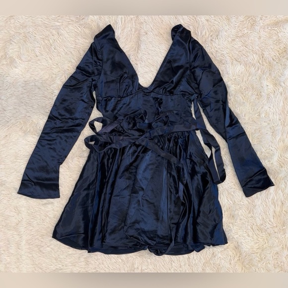 NWOT House of CB Dominique Crossover Strap Plunge Spruce Blue Mini Dress Size L - Picture 6 of 8